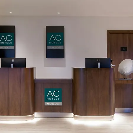Ac By Marriott 4* Saint-Julien-en-Genevois